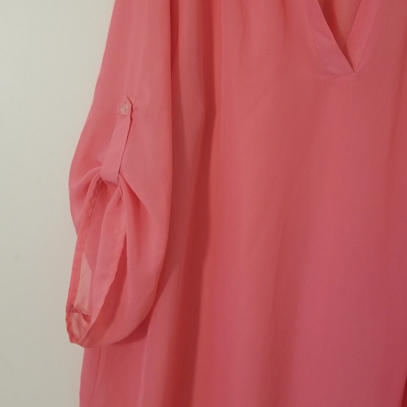 SOLD: 2-piece bundle top and Jeans - Picture 4 of 8